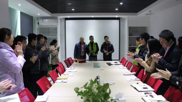 团队造就小我，，小我成就团队